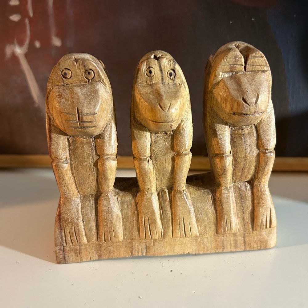 Wooden Handcrafted Three Wise Monkeys Figurine See Hear Speak No Evil Sculpture